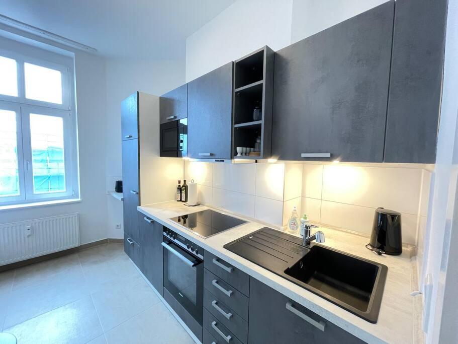 Lucky Stays Ls10 - Vollausstattung - Zentrum - Aufzug - Grosse Kueche - 2 Zimmer - Smart-Tv Magdeburg Kültér fotó